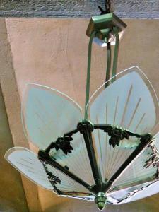  ART DECO HANGING LAMP.